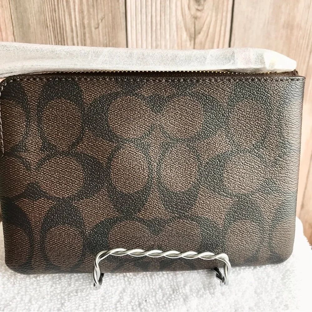 Coach signature coated